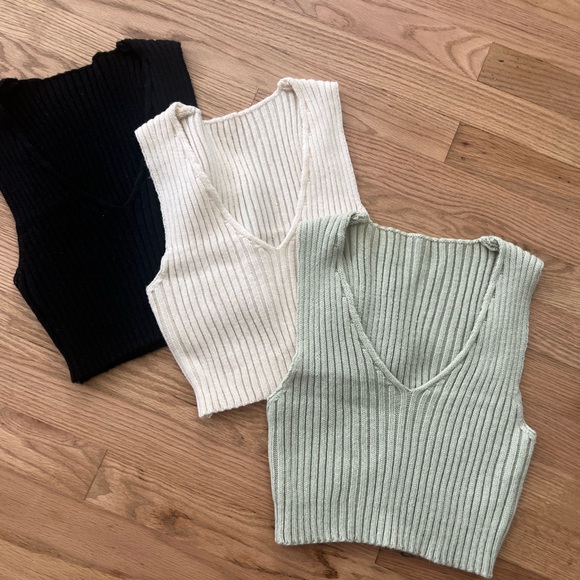 set of three sweater tops - Picture 3 of 4